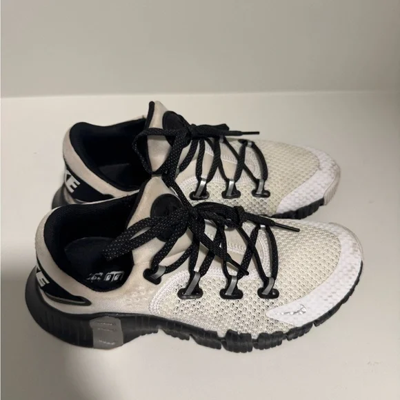 Nike Metcon Free - Picture 2 of 3